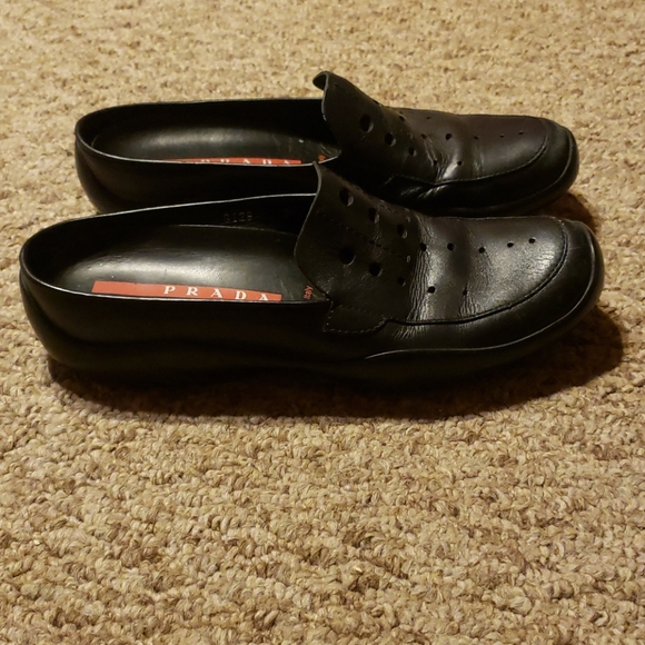 Prada shoes Authentic - Picture 3 of 9